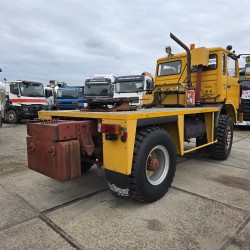 RENAULT M170 4x4 TRACTOR UNIT FULL SPRING SUSPENSION VERY LOW MILEAGE