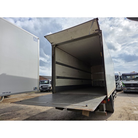 Renault D 280 4X2 Box truck Spring Air suspension Loading Lift Dhollandia