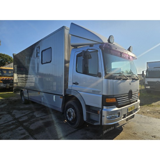 Mercedes Atego 1217 L 4x2  Horse transport Dutch Truck