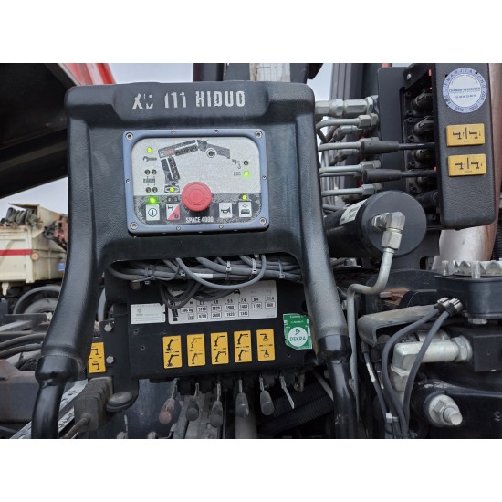 IVECO TRAKKER 310 AD190T31 4X4 TIPPER CRANE HIAB 111 ES2 HIDUO (2 EXT)