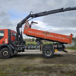 IVECO STRALIS AD190T33 4X2 EURO 5 TIPPER CRANE HIAB 111 ES-2 HIDUO