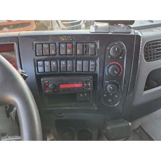 Renault D19 320 Garbage Truck Semat