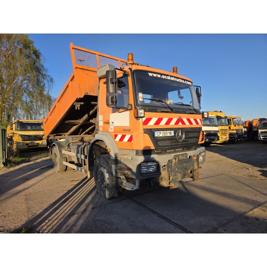 MERCEDES AXOR 1828 4X4 TIPPER