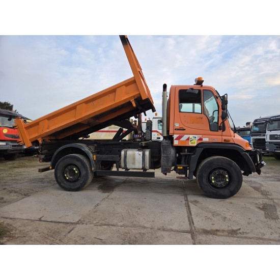 Mercedes Unimog U500 (405.230) 4x4 2 sides tipper