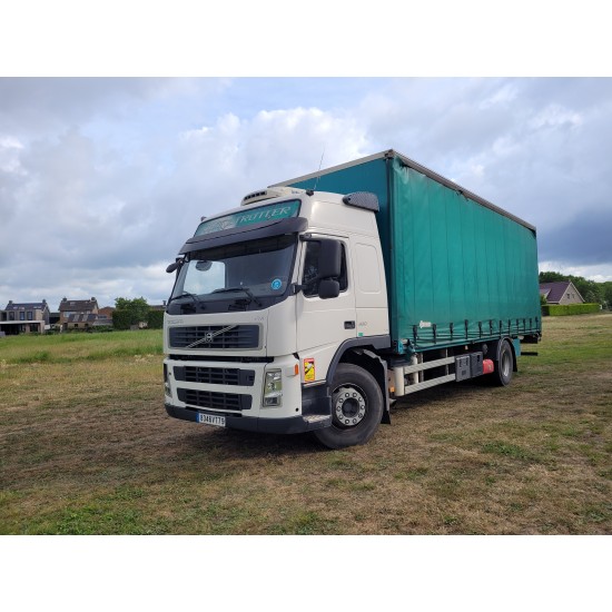 VOLVO FM 400 2009 EURO 5 MANUAL GEARBOX CURTAIN SIDES
