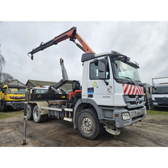 MERCEDES ACTROS 3336 Hook lift 6X4 Full Spring suspension Crane Palfinger PK16502 M.O.T 11-06-2025