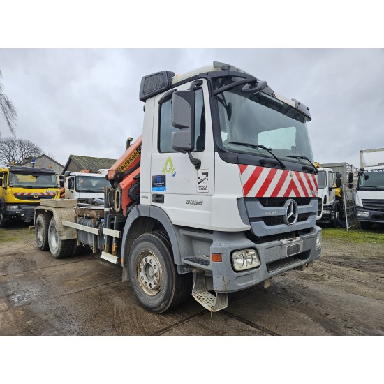 MERCEDES ACTROS 3336 Hook lift 6X4 Full Spring suspension Crane Palfinger PK16502 M.O.T 11-06-2025