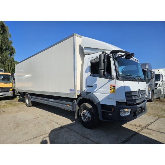 Mercedes-Benz Atego 1624 Euro 6 Closed Box Loading lift very clean