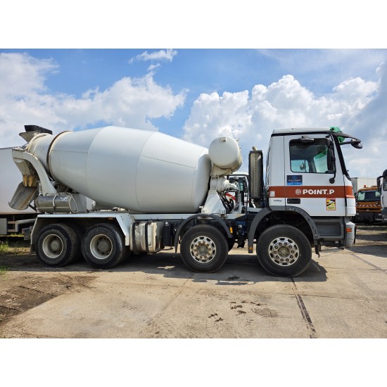 Mercedes 3241 concrete mixer truck 8x4 9m3 Mercedes 3241 concrete mixer truck 8x4 9m3