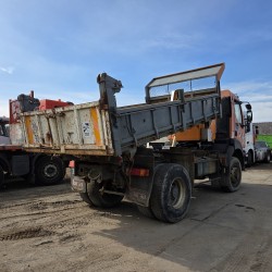 Renault Kerax 340 4x4 Tipper Manual Gearbox Mechanical pump Pompe Mecanique