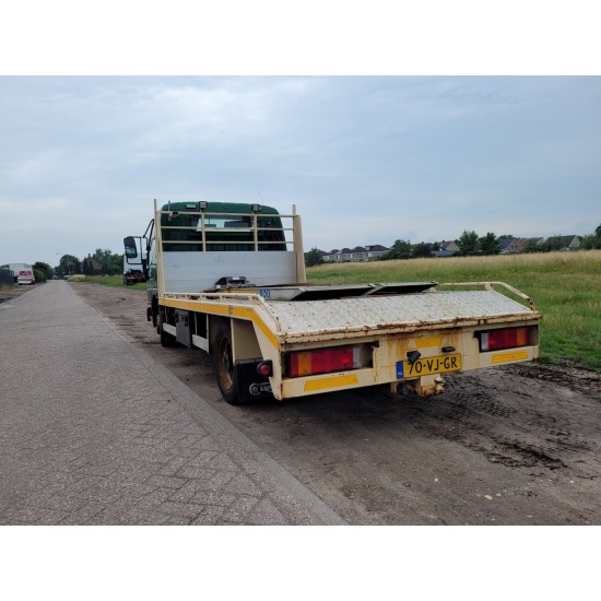 Mitsubishi Canter 4x2 euro 2 manual car transporter van Mitsubishi Canter 4x2 euro 2 manual car transporter van
