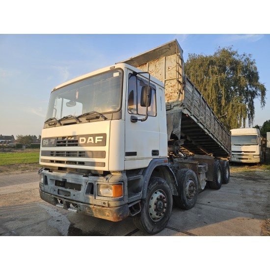 DAF 95.350 8x4 TIPPER MANUAL GEARBOX