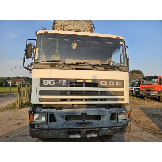 DAF 95.350 8x4 TIPPER MANUAL GEARBOX