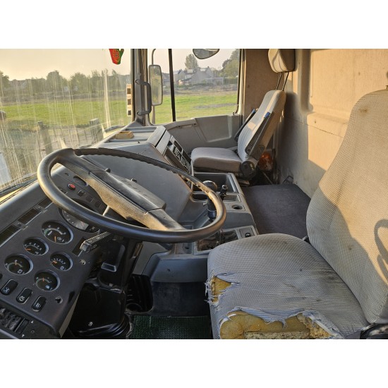 DAF 95.350 8x4 TIPPER MANUAL GEARBOX