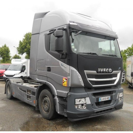 IVECO STRALIS 460 XP ACC HEATED SEATS