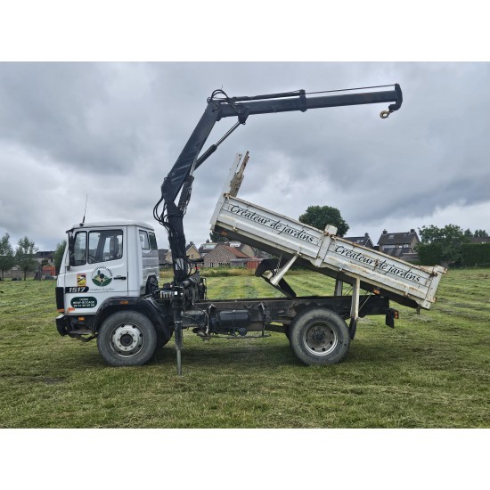 MERCEDES 1517 TIPPER + HIAB CRANE 081