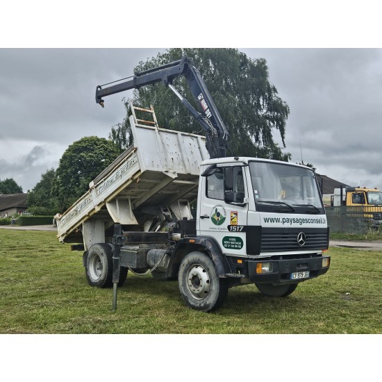 MERCEDES 1517 TIPPER + HIAB CRANE 081