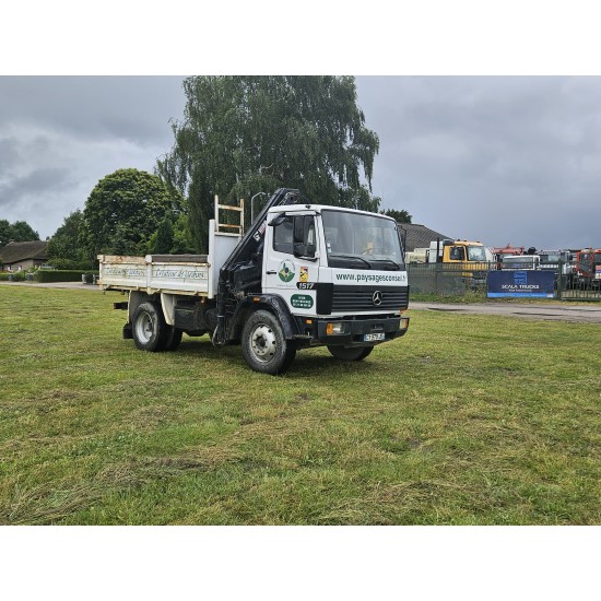 MERCEDES 1517 TIPPER + HIAB CRANE 081